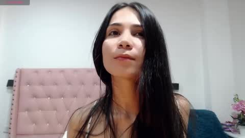 Snapshot of shantalkimberly chatting on February 2025 11:04:01 PM maria online show from February 2025 11:04:01 PM