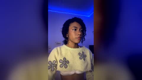 Snapshot of shantalwilliams chatting on May 2026 10:27:01 PM shantalwilliams online show from May 2026 10:27:01 PM