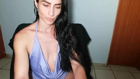 shantal online show from December 2025 12:05:01 AM