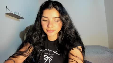 Sara online show from September 2025 05:42:02 AM