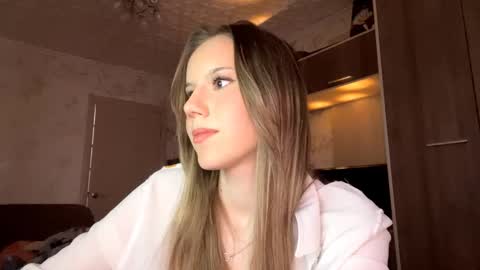 Snapshot of shardamcelhiney chatting on February 2026 08:35:02 AM Arina online show from February 2026 08:35:02 AM