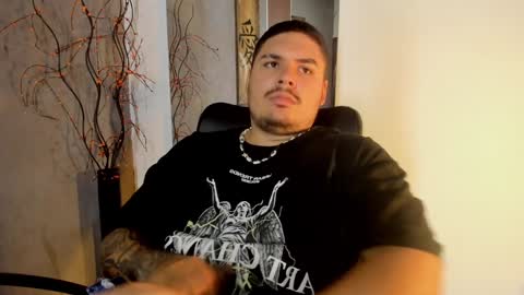 jhon deibyd online show from February 2025 01:33:02 PM