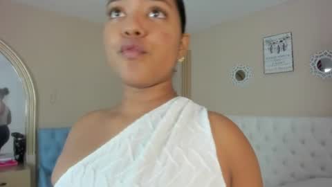 Sharlot online show from July 2026 12:32:02 PM