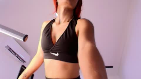 Sharlott online show from January 2026 11:49:01 AM