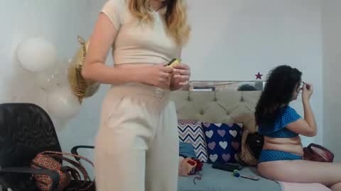 Snapshot of sharlotte__jones chatting on January 2025 03:10:01 PM Sara online show from January 2025 03:10:01 PM