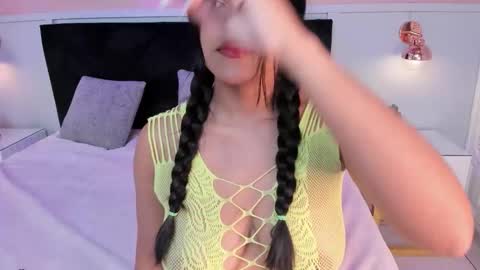 sharoll_og online show from November 2025 03:50:01 AM