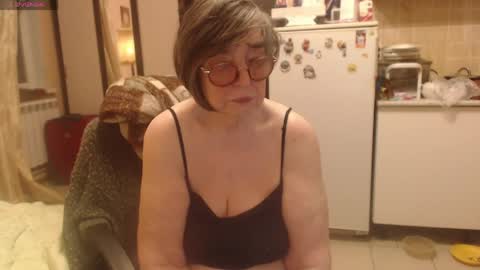 Helena online show from April 2026 12:28:01 AM