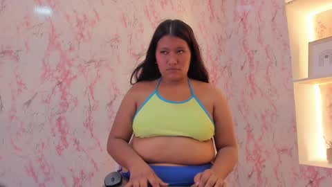 Snapshot of sharon_curvvy chatting on September 2025 03:33:02 AM Sharon Curvvy online show from September 2025 03:33:02 AM