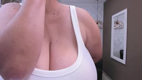 Snapshot of sharon_titts chatting on May 2026 02:10:01 PM sharon online show from May 2026 02:10:01 PM