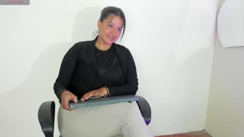 Snapshot of sharoncute16 chatting on April 2026 03:56:01 PM sharoncute16 online show from April 2026 03:56:01 PM