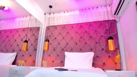 Snapshot of sharonn___ chatting on January 2025 07:06:02 AM Sharon online show from January 2025 07:06:02 AM