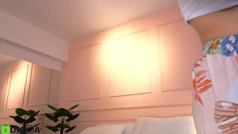 Snapshot of sharonn___ chatting on October 2025 04:22:02 AM Sharon online show from October 2025 04:22:02 AM