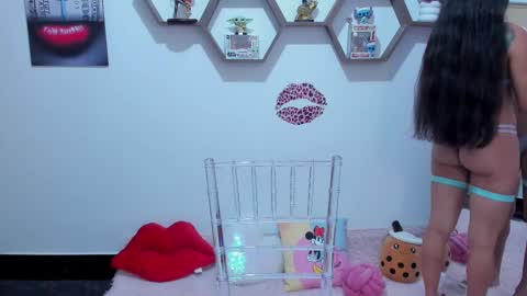 Sharon online show from October 2025 09:35:01 PM