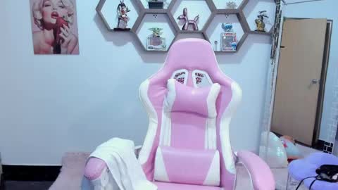Sharon online show from June 2026 11:00:01 PM