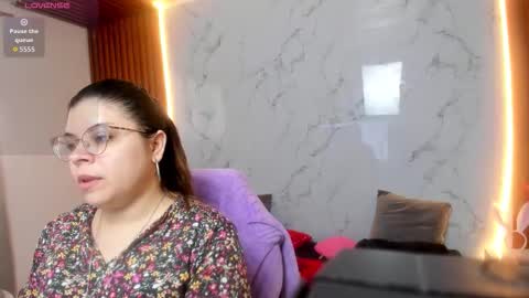 SASHA BLOOM online show from November 2025 05:00:01 PM