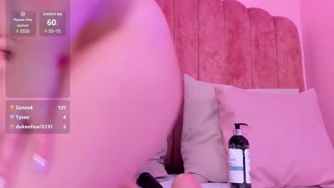 Snapshot of shatall_rouge chatting on January 2025 11:11:02 PM Shantall online show from January 2025 11:11:02 PM