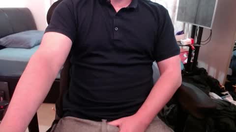 shaw27 online show from November 2025 07:37:01 PM