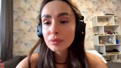 Snapshot of shawndanavin chatting on October 2025 07:20:02 AM May online show from October 2025 07:20:02 AM