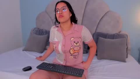shayra_alina online show from June 2026 01:13:01 PM