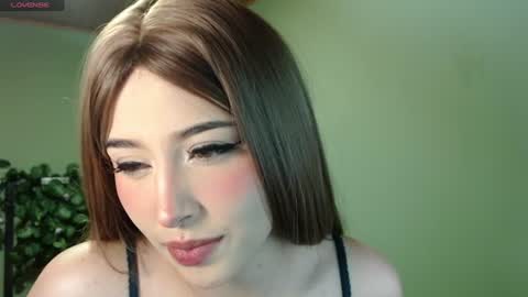 Snapshot of she_alice chatting on July 2026 05:12:01 AM she_alice online show from July 2026 05:12:01 AM