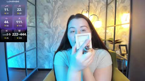 Snapshot of shedar_pretty chatting on September 2025 05:40:01 AM Shedar online show from September 2025 05:40:01 AM