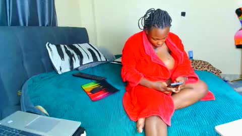 shee13 online show from February 2026 04:33:01 PM