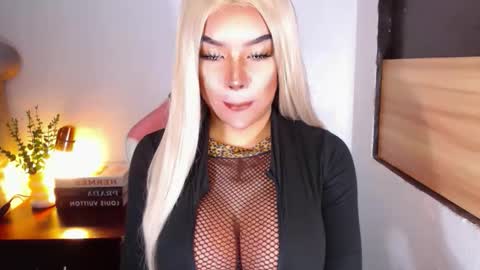 sheenafrost online show from March 2026 06:59:02 PM