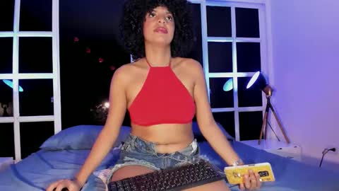 sheeylopez online show from February 2026 06:26:01 AM