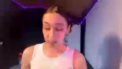 sheilaoverson online show from April 2026 11:17:01 AM