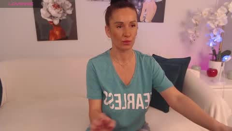 Snapshot of sheilaryan chatting on February 2025 04:46:02 AM Sheila GMT 2 Tuesday Wednesday Friday Saturday Sunday- 8 5 online show from February 2025 04:46:02 AM