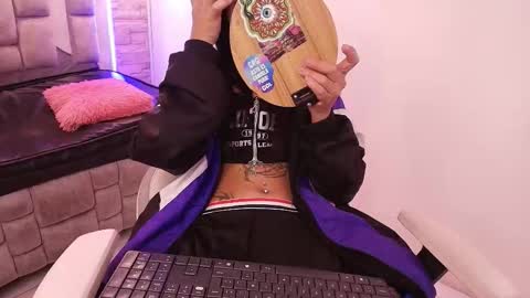 Snapshot of sheilly_brown chatting on October 2025 07:42:02 PM sheilly_brown online show from October 2025 07:42:02 PM