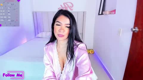 Danna   online show from December 2024 02:44:02 AM