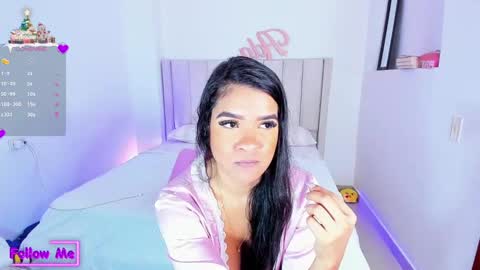 Danna   online show from January 2025 03:49:02 AM