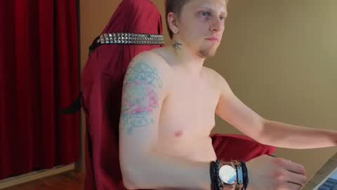 Vincente online show from November 2025 08:52:01 PM