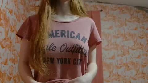 Snapshot of shelikessoymilk chatting on November 2025 12:54:02 AM Erika online show from November 2025 12:54:02 AM