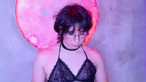 Shelly online show from March 2026 11:00:01 PM