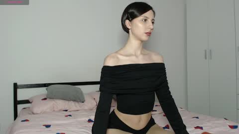 Snapshot of shellydiamon chatting on May 2026 07:20:02 PM Shelly online show from May 2026 07:20:02 PM