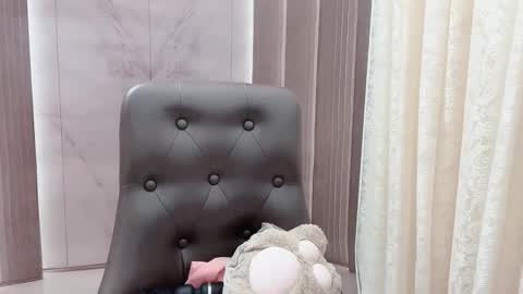 Snapshot of shellysan chatting on March 2026 01:27:02 AM Shelly online show from March 2026 01:27:02 AM