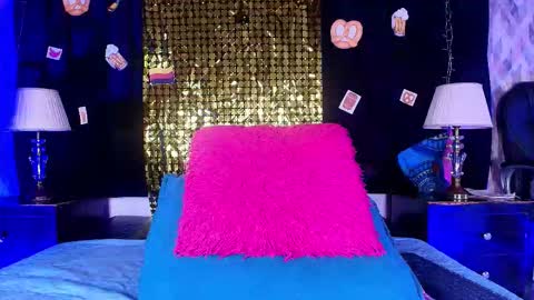 Shelsy online show from September 2025 11:54:02 AM