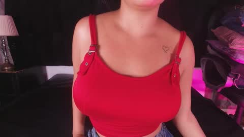 Shelsy online show from October 2025 11:50:02 AM