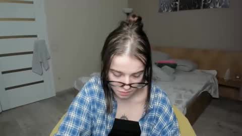 ShelyMoon online show from January 2025 05:06:01 PM