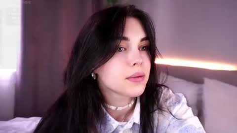 Snapshot of sheragroepper chatting on June 2026 07:08:01 AM Mira online show from June 2026 07:08:01 AM