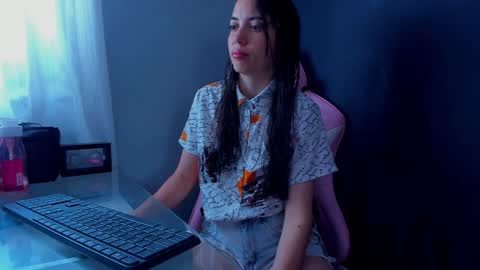 Snapshot of sherilkwang_ chatting on December 2024 11:56:02 AM .. Sherilk .. online show from December 2024 11:56:02 AM