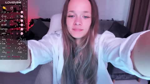 Snapshot of sherill_brill chatting on December 2024 10:39:02 AM Sheril online show from December 2024 10:39:02 AM