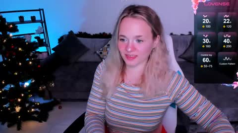 Snapshot of sherill_brill chatting on December 2024 03:15:01 PM Sheril online show from December 2024 03:15:01 PM