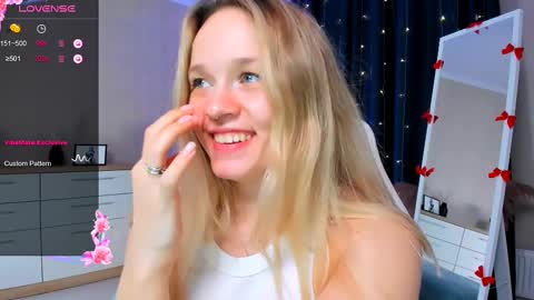 Snapshot of sherill_brill chatting on March 2025 05:54:02 PM Sheril online show from March 2025 05:54:02 PM