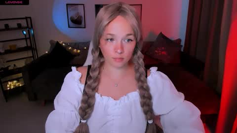 Sheril online show from September 2025 03:06:02 PM