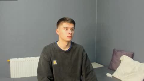 Max online show from November 2025 06:41:01 PM