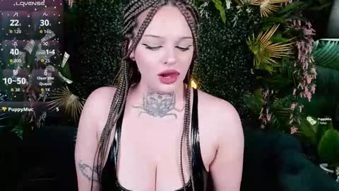 Snapshot of sherri_martinez chatting on October 2025 06:28:02 PM sherri_martinez online show from October 2025 06:28:02 PM