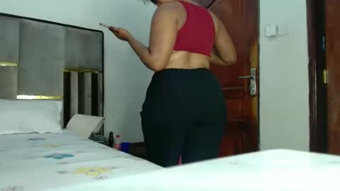 Sherry l online show from February 2025 04:04:01 PM